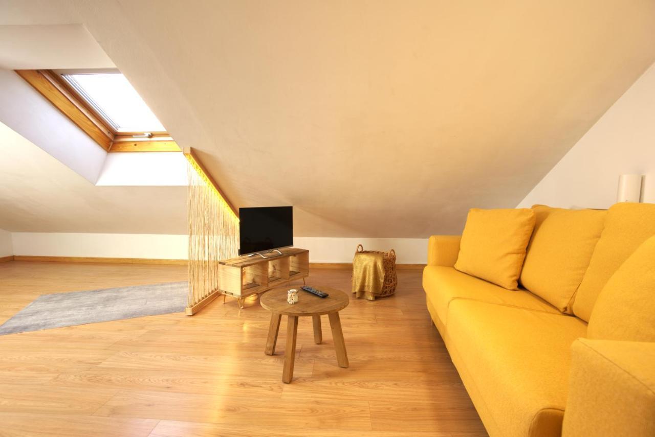 Vm Apartamentos Turisticos Santiago de Compostela Exterior foto